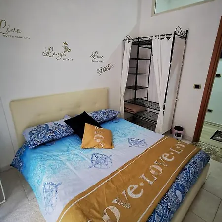 Parthenope's Nest * Neapol